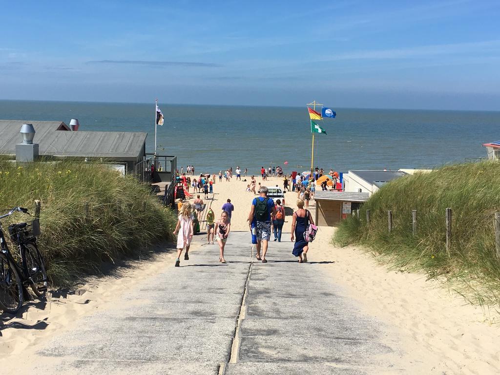 Pittoresque House Near The Beach Oostkapelle Exterior photo